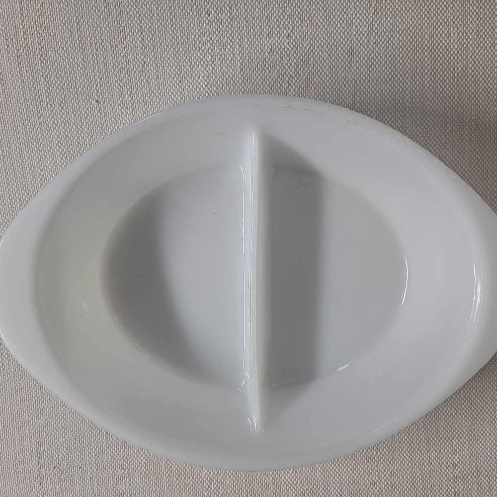 Glasbake Divided Casserole Dish J2532 Vintage MCM MILKGLASS White